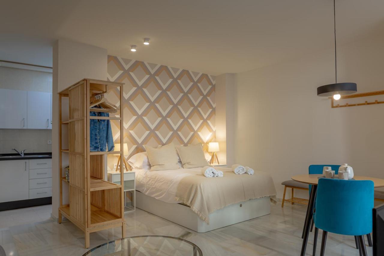 Teatro Suites Malaga Playa Exterior photo